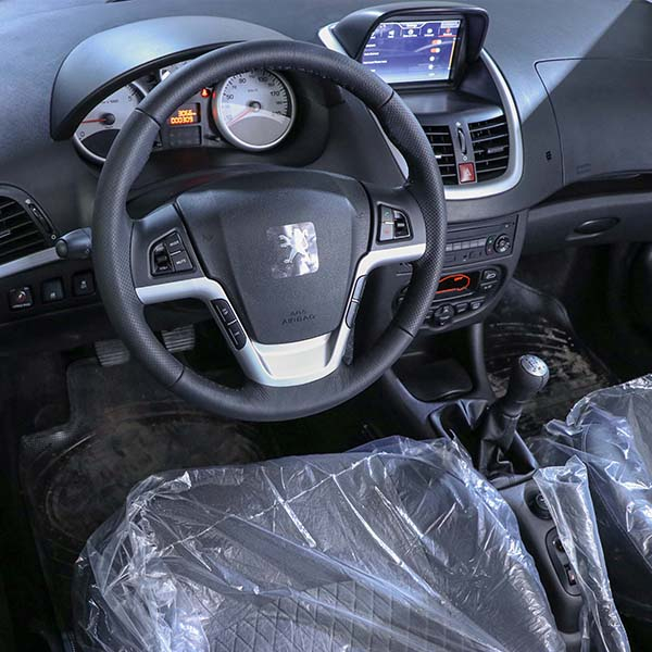 خودرو پژو مدل 207 سقف پاناروما دنده ای سال 1404