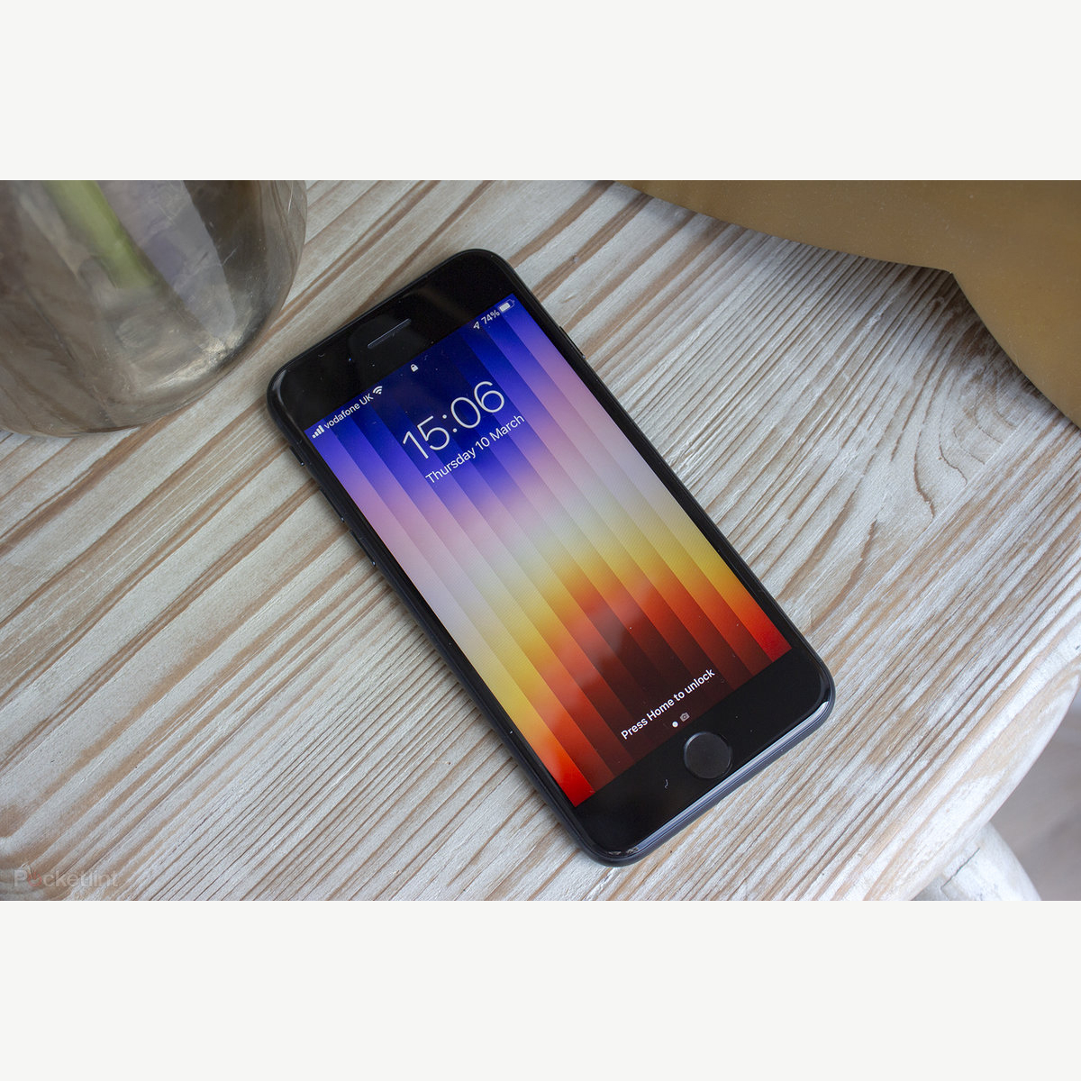 گوشی موبایل اپل مدل iPhone SE 2022 JA تک سیم کارت ظرفیت 128 گیگابایت و رم 4 گیگابایت  - اکتیو