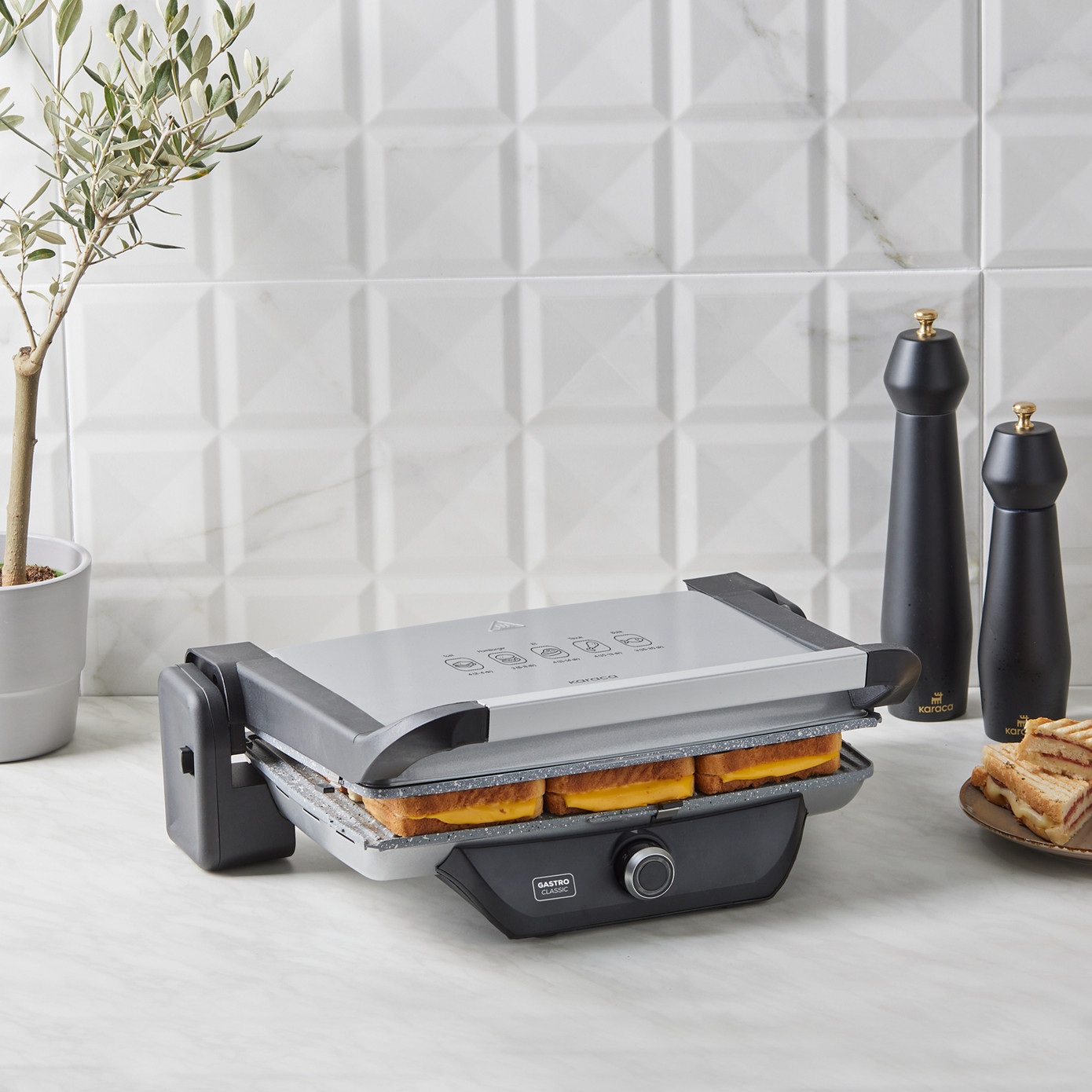 ساندویچ ساز کاراجا مدل Gastro