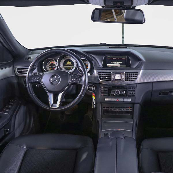 خودرو کارکرده بنز مدل E250 نیمه فول دنده اتوماتیک سال 2014