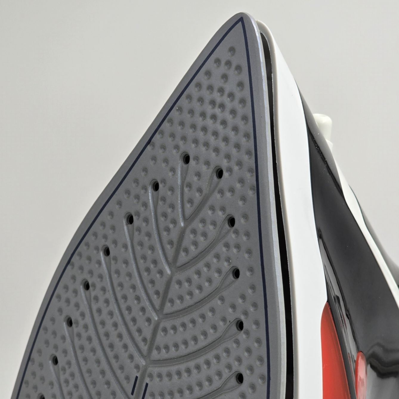 اتو بخار 2400 وات دسینی مدل 5523