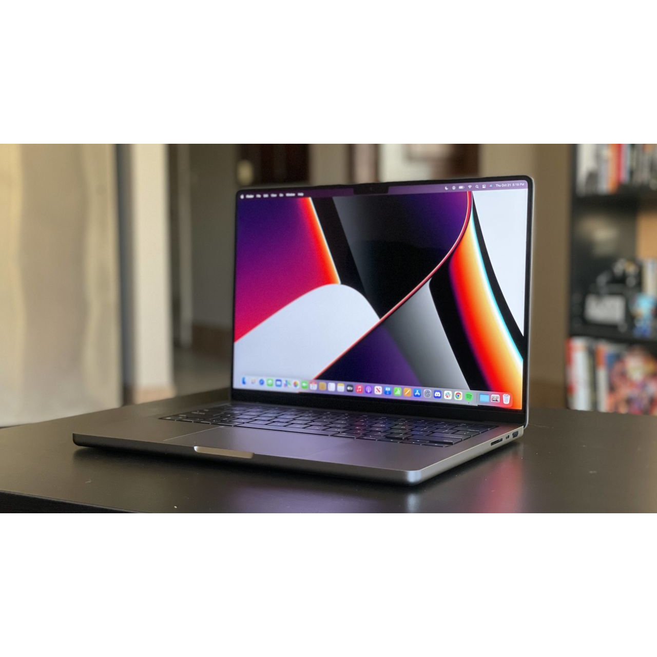 لپ تاپ 14.2 اینچی اپل مدل MacBook Pro MTL83 2023 HNA-M3-8GB RAM-1TB SSD