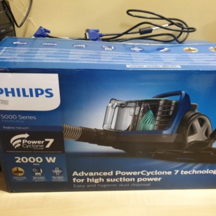 جاروبرقی 2000 وات فیلیپس مدل FC9570