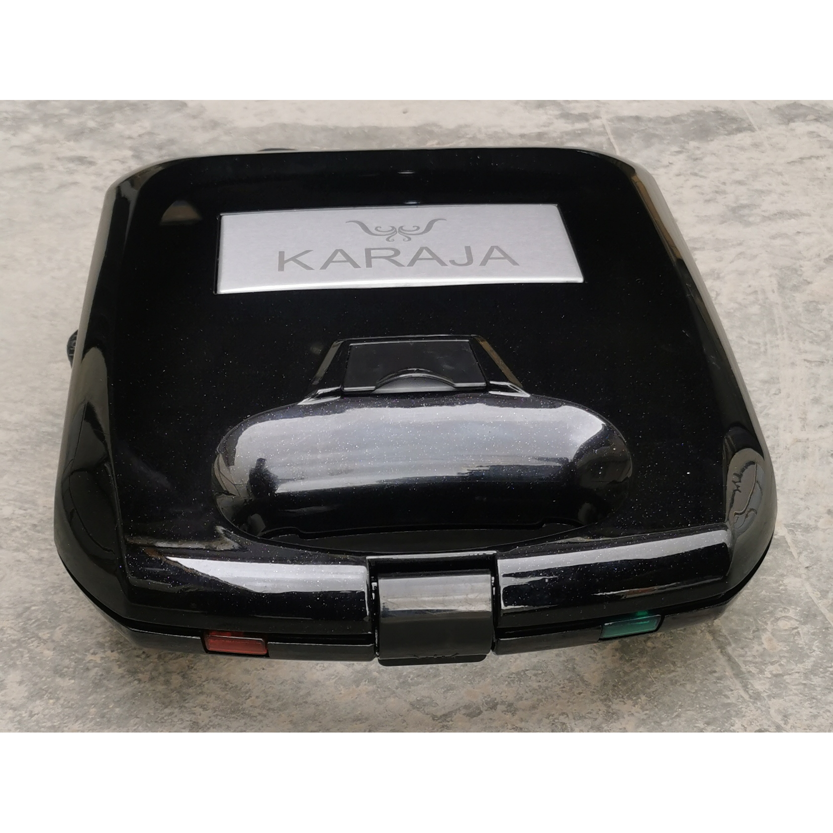 ساندویچ ساز کاراجا مدل Dornika-sm1300d