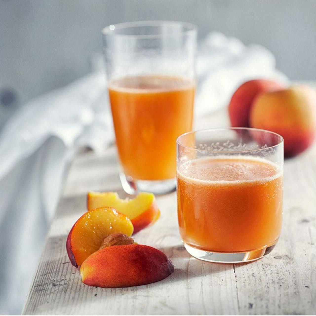 آبمیوه‌گیری فیلیپس مدل HR1832