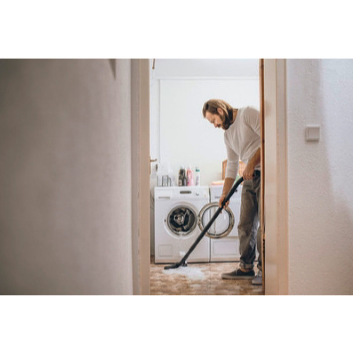 جاروبرقی سطلی 1100 وات کرشر مدل WD5 S