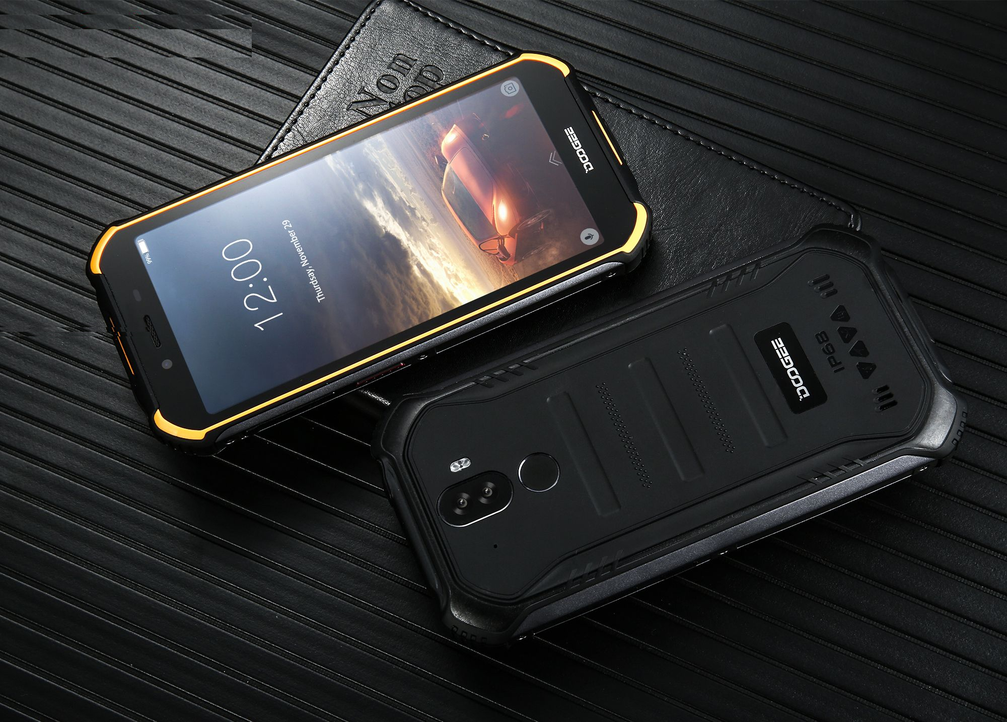 گوشی موبایل دوجی مدل S40 دو سیم کارت ظرفیت 16 گیگابایت