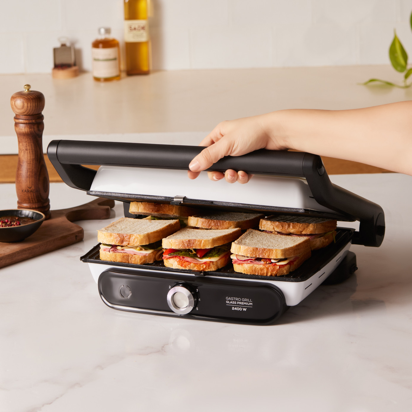 ساندویچ ساز کاراجا مدل 153.03.06.8832