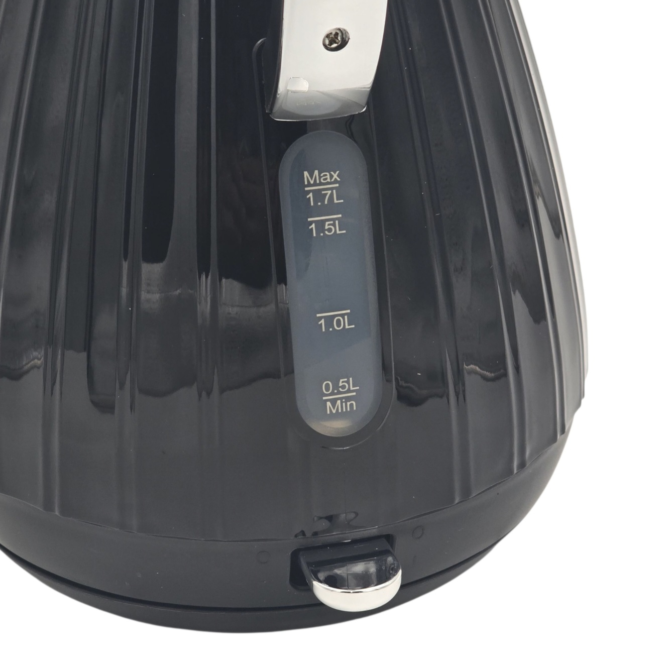 کتری برقی ولگا مدل V-135 گنجایش 1.7 لیتر