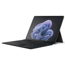 تبلت 13 اینچی مایکروسافت مدل Surface Pro 10-Core Ultra 5 135U ظرفیت 256 گیگابایت و رم 8 گیگابایت به همراه کیبورد Surface Pro Copilot