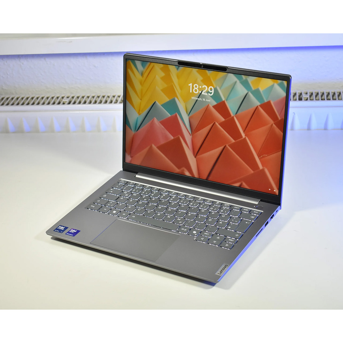 لپ تاپ 14 اینچی لنوو مدل ThinkBook 14 G8 IAL-Core Ultra 7 255H-16GB DDR5 5600MHz-512GB SSD-IPS 60Hz-Backlit-Fingerprint