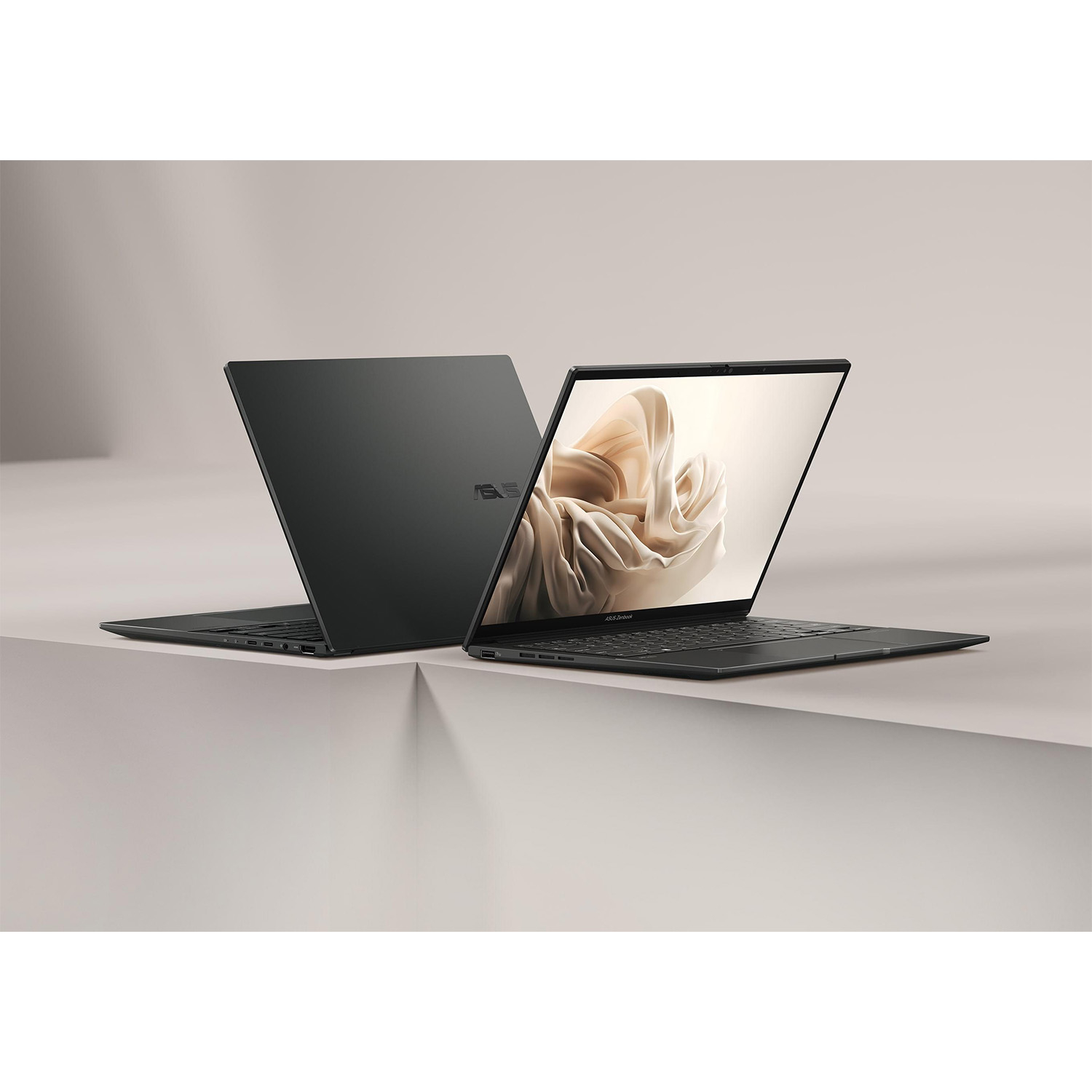 لپ تاپ 14 اینچی ایسوس مدل ZenBook 14 OLED Q415MA-U5512-Core Ultra 5 125H-8GB LPDDR5-512GB SSD-Touch