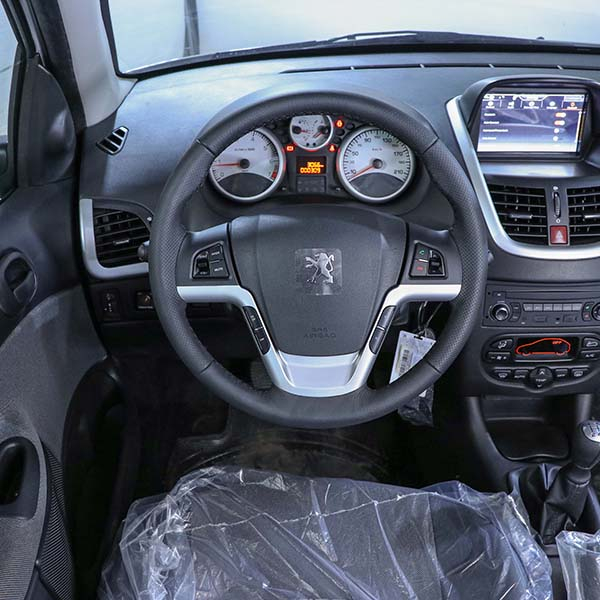 خودرو پژو مدل 207 سقف پاناروما دنده ای سال 1404