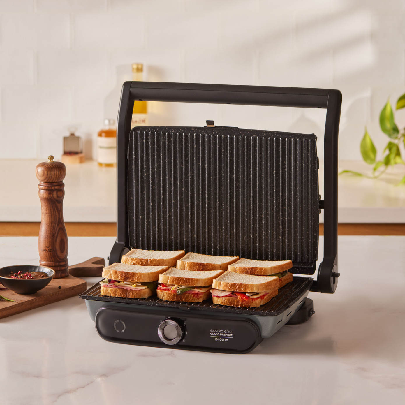 ساندویچ ساز کاراجا مدل Gastro