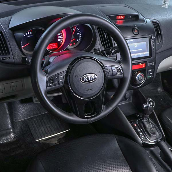 خودرو کارکرده کیا مدل سراتو مونتاژ آپشنال دنده اتوماتیک سال 1396