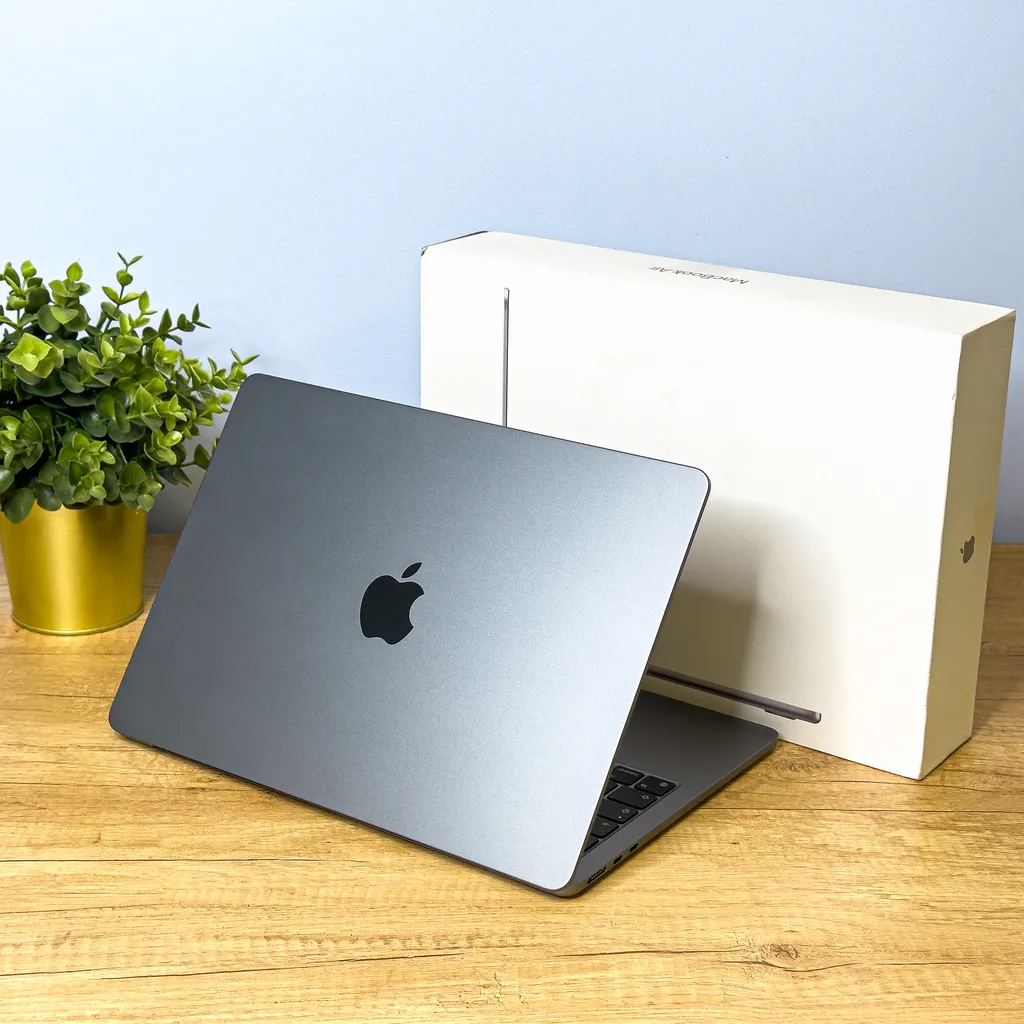 لپ تاپ 13.6 اینچی اپل مدل MacBook Air MRXP3 2024 LLA-M3-8GB RAM-512GB SSD