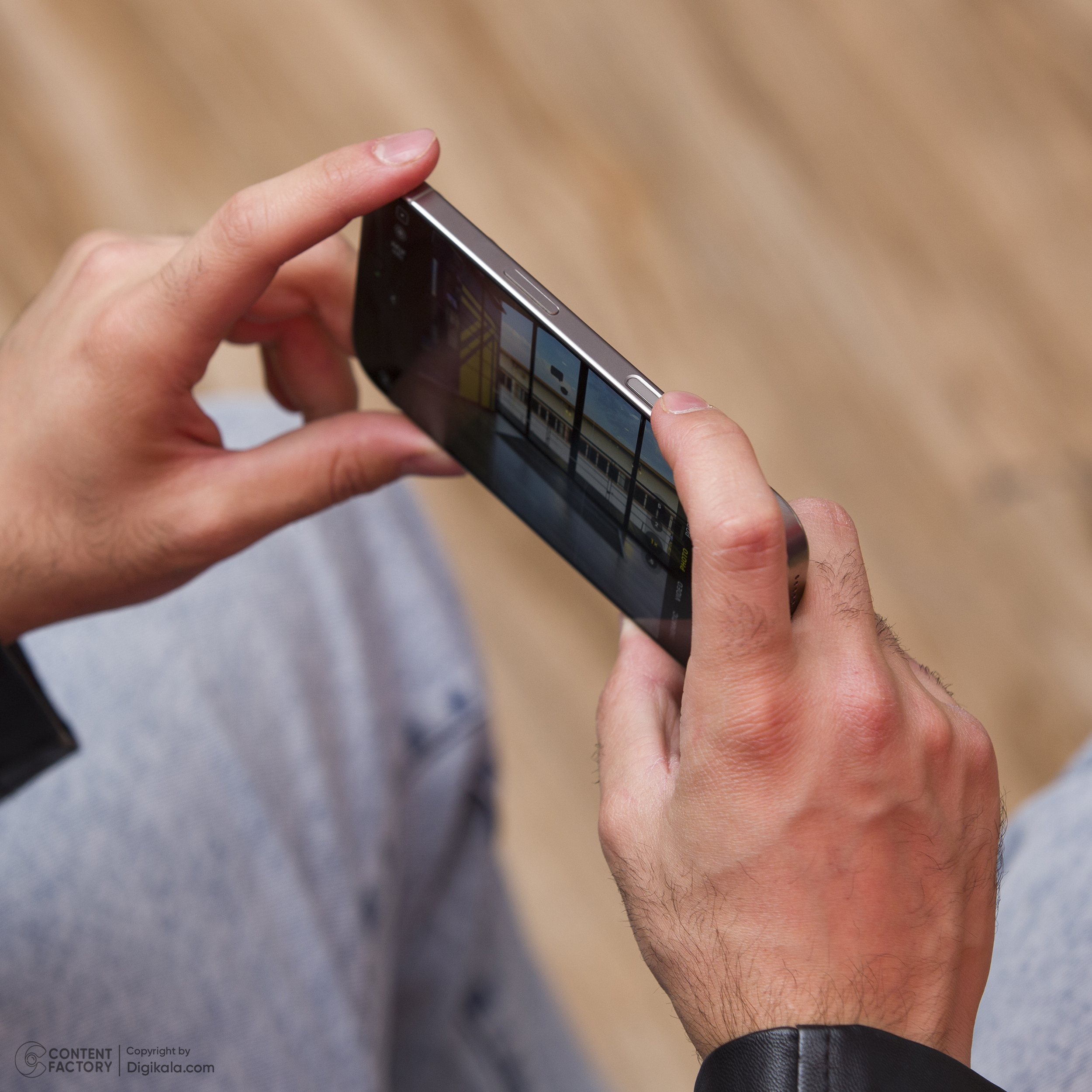 گوشی موبایل اپل مدل iPhone 16 Pro ZAA دو سیم کارت ظرفیت 512 گیگابایت و رم 8 گیگابایت - رجیستر شده