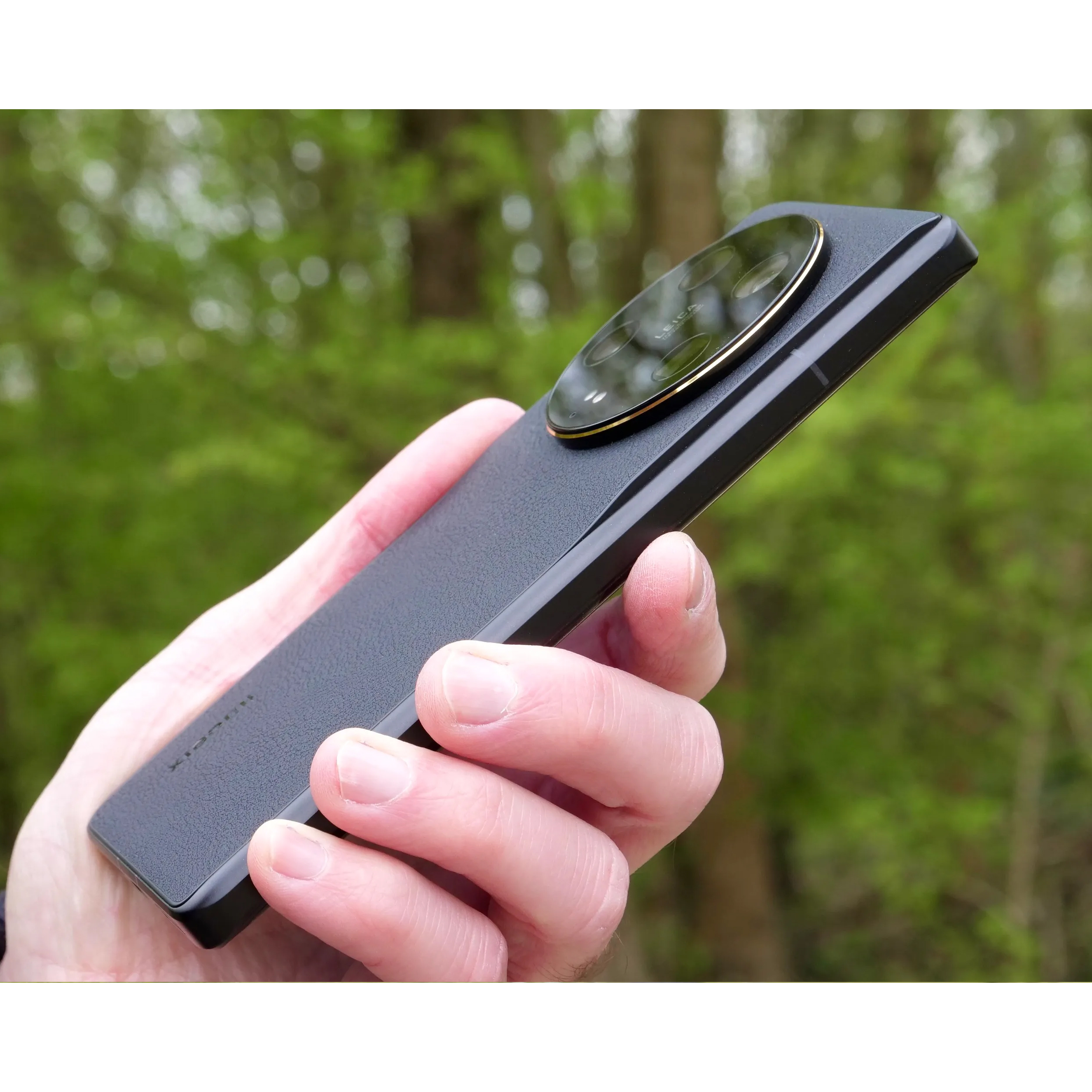 گوشی موبایل شیائومی مدل 13 Ultra دو سیم کارت ظرفیت 512 گیگابایت و رم 16 گیگابایت - پک چین