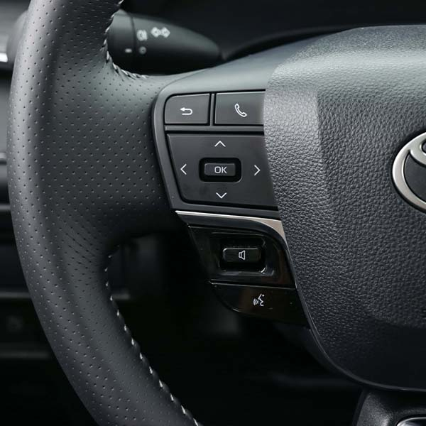 خودرو تویوتا مدل کمری هیبرید چین دنده اتوماتیک سال 2025